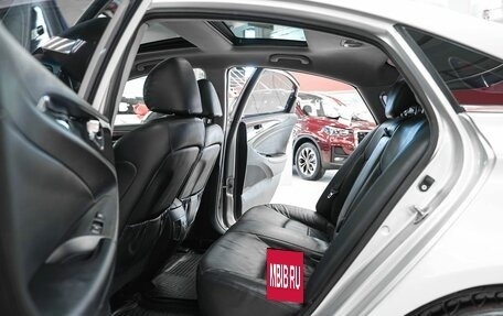 Hyundai Sonata VI, 2010 год, 1 109 000 рублей, 8 фотография
