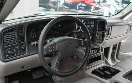 Chevrolet Tahoe II, 2002 год, 999 000 рублей, 9 фотография