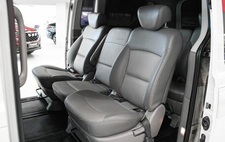 Hyundai Grand Starex Grand Starex I рестайлинг 2, 2009 год, 1 279 000 рублей, 8 фотография