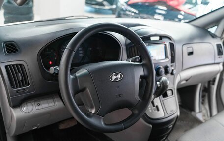 Hyundai Grand Starex Grand Starex I рестайлинг 2, 2009 год, 1 279 000 рублей, 10 фотография