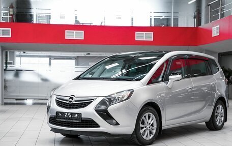 Opel Zafira C рестайлинг, 2013 год, 1 149 000 рублей, 5 фотография