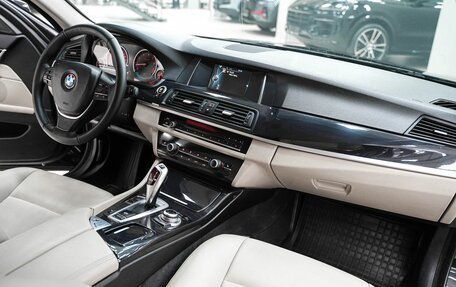 BMW 5 серия, 2016 год, 1 779 000 рублей, 13 фотография