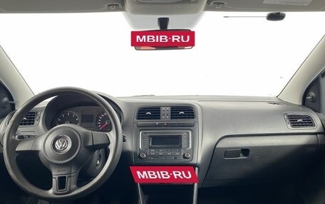 Volkswagen Polo VI (EU Market), 2012 год, 649 000 рублей, 17 фотография