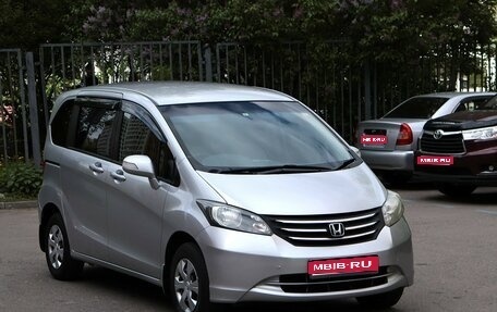 Honda Freed I, 2011 год, 895 000 рублей, 1 фотография