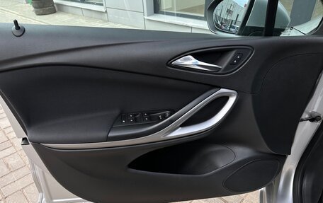 Opel Astra K, 2018 год, 1 100 000 рублей, 5 фотография