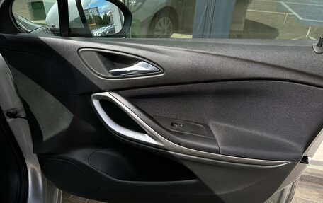 Opel Astra K, 2018 год, 1 100 000 рублей, 14 фотография