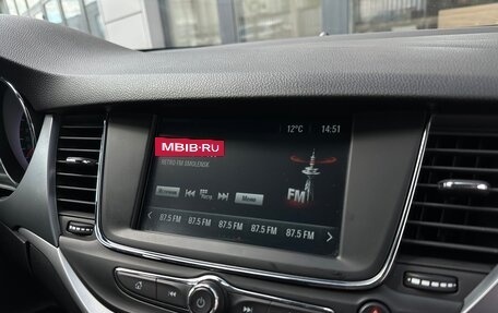 Opel Astra K, 2018 год, 1 100 000 рублей, 17 фотография