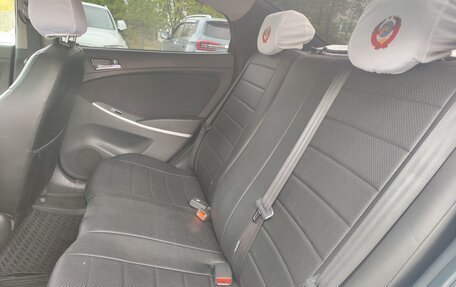 Hyundai Solaris II рестайлинг, 2013 год, 850 000 рублей, 26 фотография