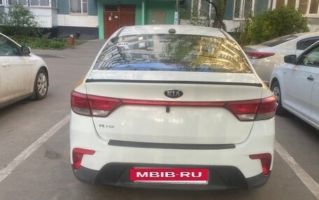 KIA Rio IV, 2017 год, 650 000 рублей, 9 фотография