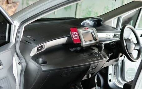 Honda Freed I, 2011 год, 895 000 рублей, 20 фотография