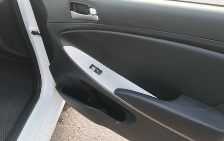 Hyundai Solaris II рестайлинг, 2014 год, 749 000 рублей, 2 фотография
