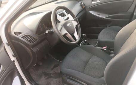 Hyundai Solaris II рестайлинг, 2014 год, 749 000 рублей, 6 фотография