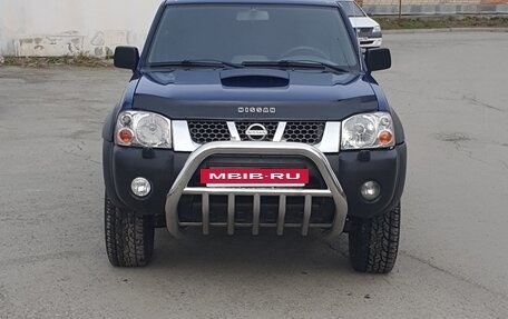Nissan NP300, 2009 год, 850 000 рублей, 2 фотография
