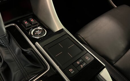 Mitsubishi Eclipse Cross, 2019 год, 2 399 000 рублей, 22 фотография