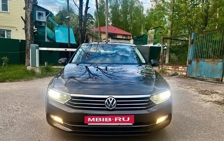 Volkswagen Passat B8 рестайлинг, 2016 год, 1 550 000 рублей, 2 фотография