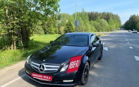 Mercedes-Benz E-Класс, 2012 год, 1 290 000 рублей, 2 фотография
