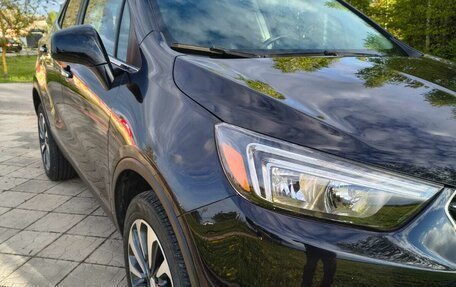 Buick Encore I, 2020 год, 1 450 000 рублей, 24 фотография