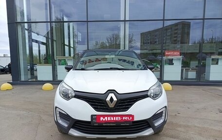 Renault Kaptur I рестайлинг, 2019 год, 1 670 000 рублей, 2 фотография
