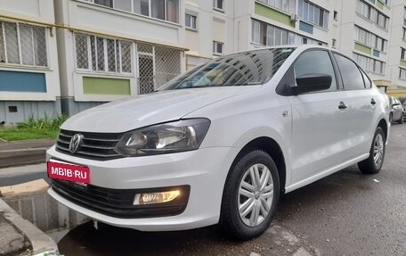 Volkswagen Polo VI (EU Market), 2018 год, 1 400 000 рублей, 1 фотография