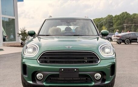MINI Countryman II (F60), 2022 год, 2 240 000 рублей, 1 фотография