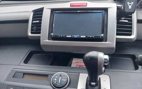Honda Freed I, 2012 год, 1 150 000 рублей, 17 фотография