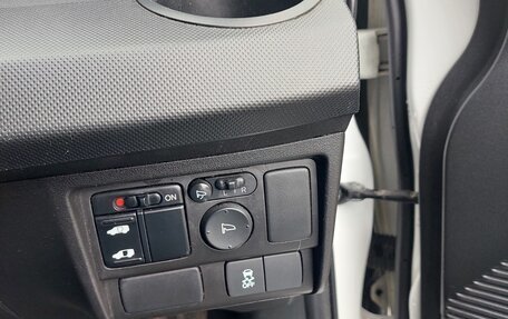 Honda Freed I, 2012 год, 1 150 000 рублей, 18 фотография