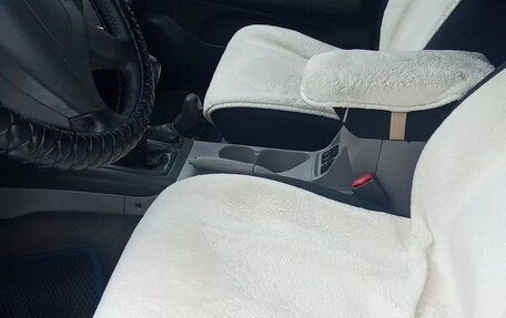 Mitsubishi Pajero Sport II рестайлинг, 2002 год, 900 000 рублей, 17 фотография