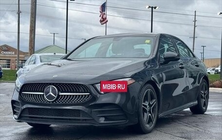 Mercedes-Benz A-Класс, 2022 год, 3 125 000 рублей, 2 фотография