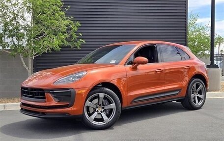 Porsche Macan I рестайлинг, 2022 год, 5 595 000 рублей, 2 фотография