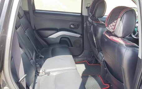 Mitsubishi Outlander III рестайлинг 3, 2010 год, 1 200 000 рублей, 5 фотография