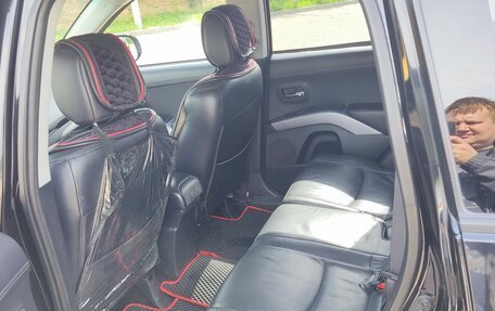 Mitsubishi Outlander III рестайлинг 3, 2010 год, 1 200 000 рублей, 6 фотография
