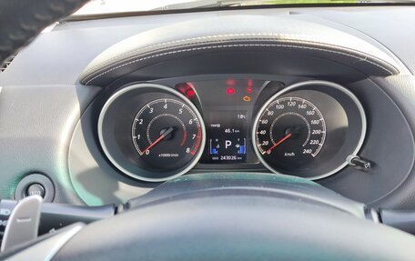 Mitsubishi Outlander III рестайлинг 3, 2010 год, 1 200 000 рублей, 10 фотография