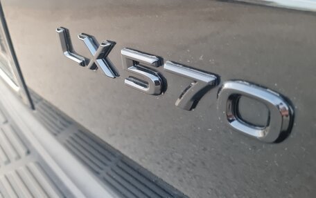 Lexus LX III, 2011 год, 3 990 000 рублей, 34 фотография
