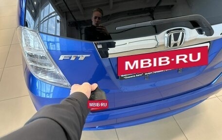 Honda Fit III, 2011 год, 1 099 999 рублей, 24 фотография