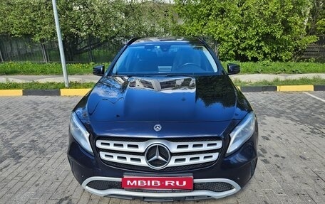 Mercedes-Benz GLA, 2018 год, 2 100 000 рублей, 1 фотография
