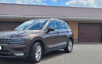 Volkswagen Tiguan II, 2017 год, 2 800 000 рублей, 1 фотография