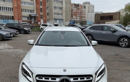 Mercedes-Benz GLA, 2019 год, 2 100 000 рублей, 2 фотография