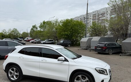 Mercedes-Benz GLA, 2019 год, 2 100 000 рублей, 4 фотография