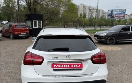 Mercedes-Benz GLA, 2019 год, 2 100 000 рублей, 18 фотография