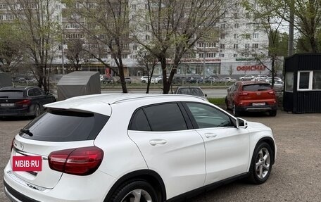 Mercedes-Benz GLA, 2019 год, 2 100 000 рублей, 19 фотография