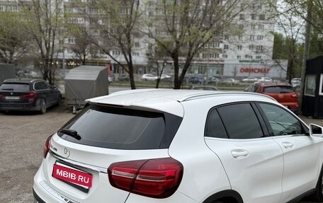Mercedes-Benz GLA, 2019 год, 2 100 000 рублей, 34 фотография