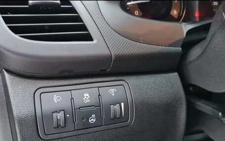 Hyundai Solaris II рестайлинг, 2016 год, 1 080 000 рублей, 9 фотография