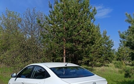Hyundai Solaris II рестайлинг, 2016 год, 1 080 000 рублей, 3 фотография