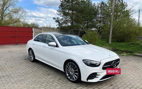 Mercedes-Benz E-Класс, 2022 год, 6 600 000 рублей, 8 фотография