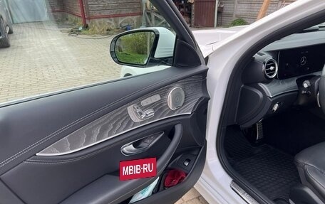 Mercedes-Benz E-Класс, 2022 год, 6 600 000 рублей, 17 фотография