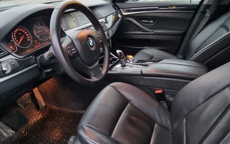 BMW 5 серия, 2010 год, 1 800 000 рублей, 12 фотография