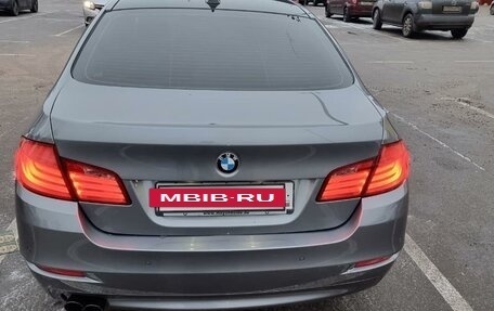 BMW 5 серия, 2010 год, 1 800 000 рублей, 4 фотография