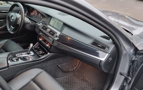 BMW 5 серия, 2010 год, 1 800 000 рублей, 14 фотография