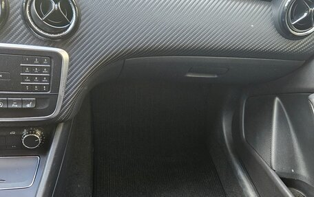 Mercedes-Benz GLA, 2018 год, 2 100 000 рублей, 13 фотография