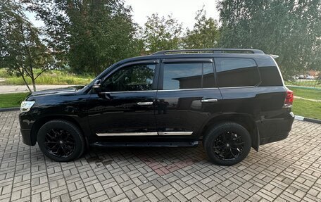 Toyota Land Cruiser 200, 2019 год, 7 250 000 рублей, 10 фотография